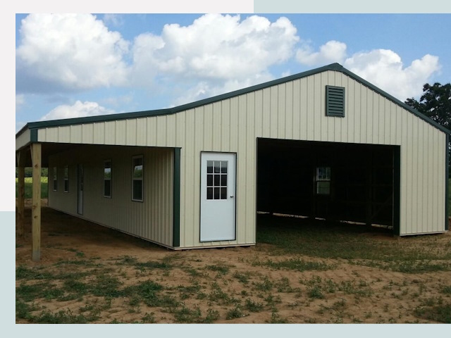 Строительство конюшен в Донецке